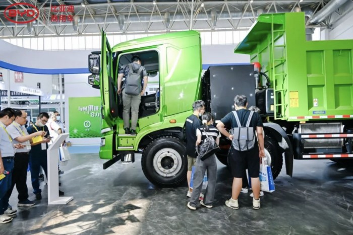 新品解析,科技賦能 比亞迪商用車閃耀2023北京道展
