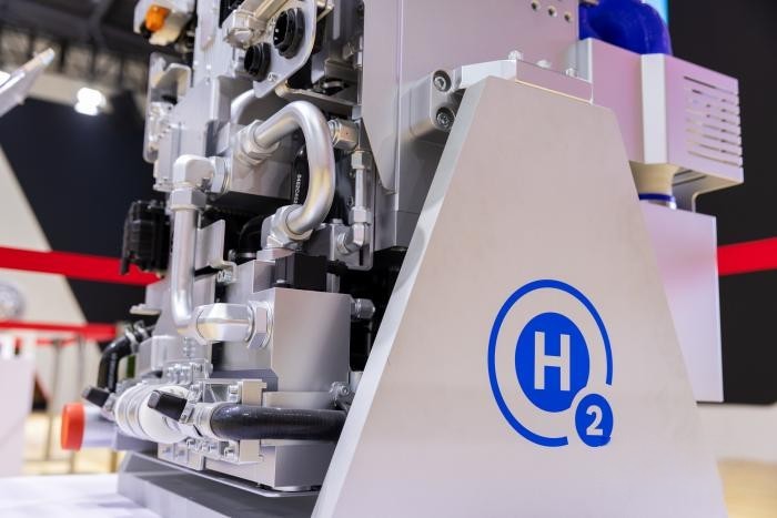 綠擎智享 鈴創(chuàng)未來！慶鈴五十鈴多款精品車型亮相第二十五屆重慶車展