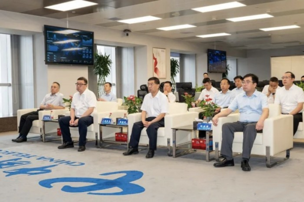 創新共贏 陜汽控股與中國電信陜西公司開展戰略合作